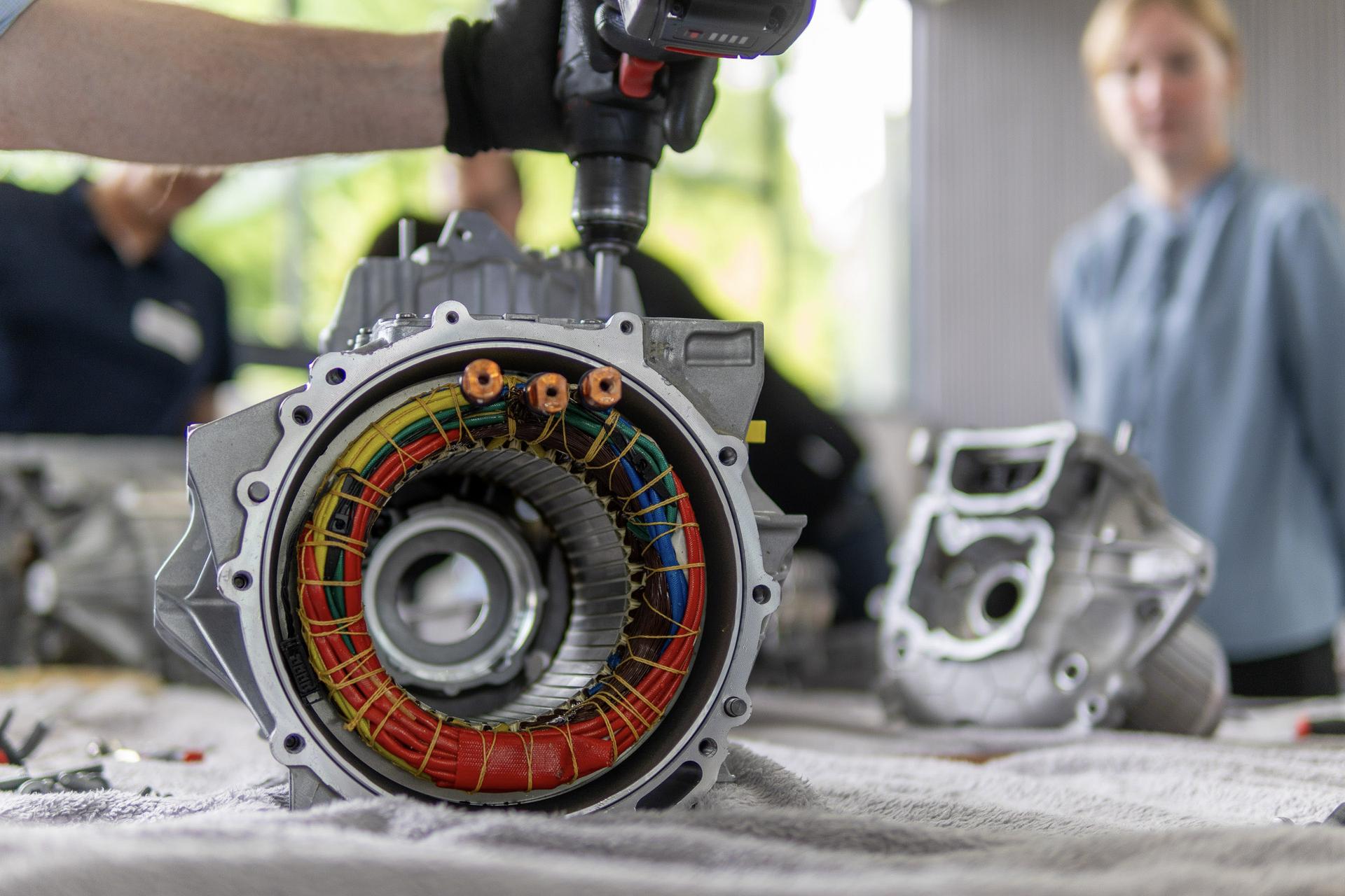 Demontage eines E-Antriebs