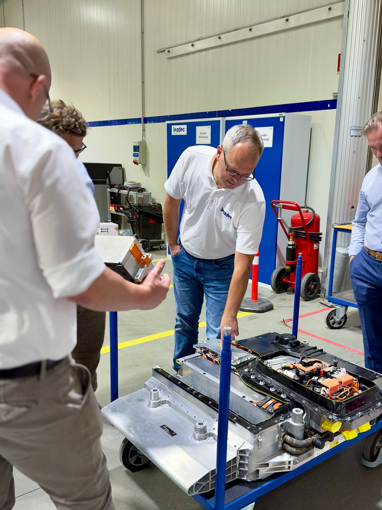 Ausschnitt des Covers des Berichts CE:BAT